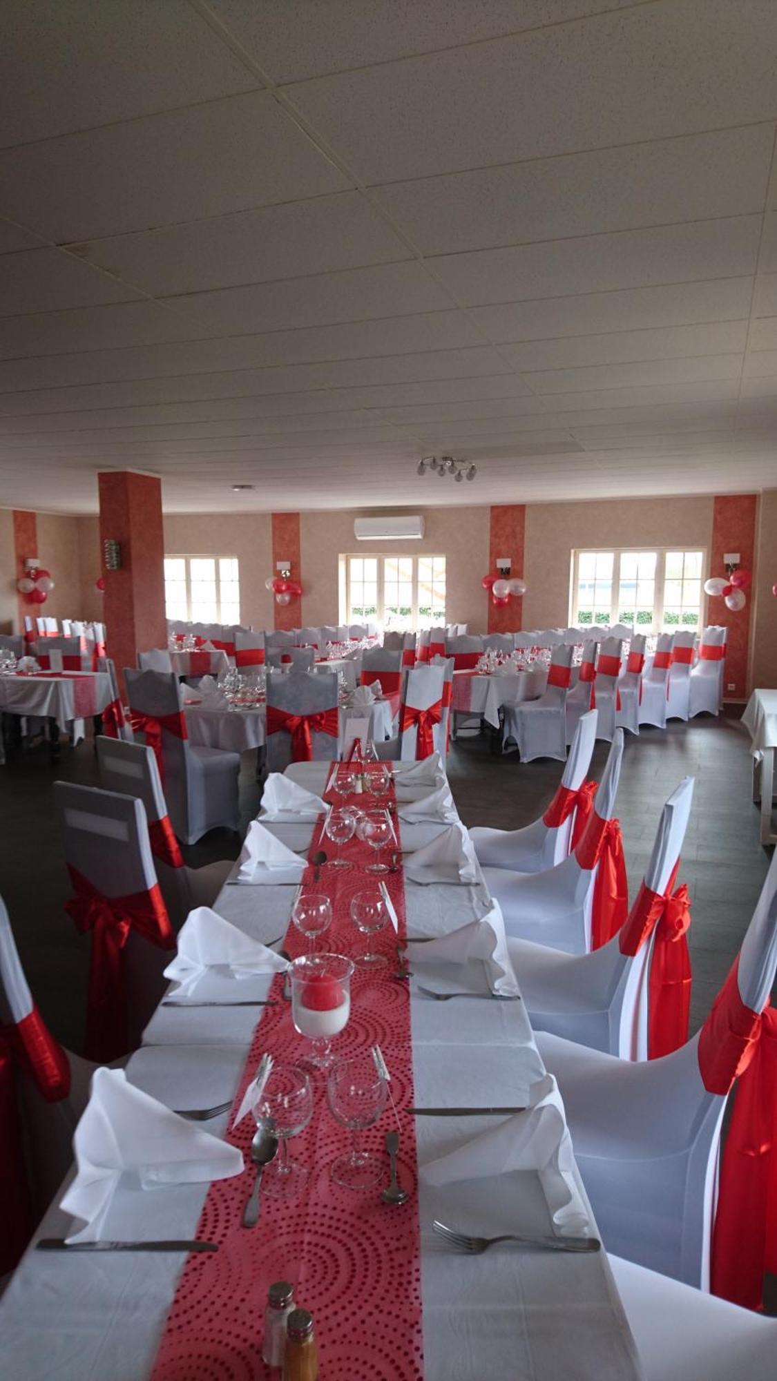 Cit'Hotel Le Pot D'Etain Holnon Buitenkant foto