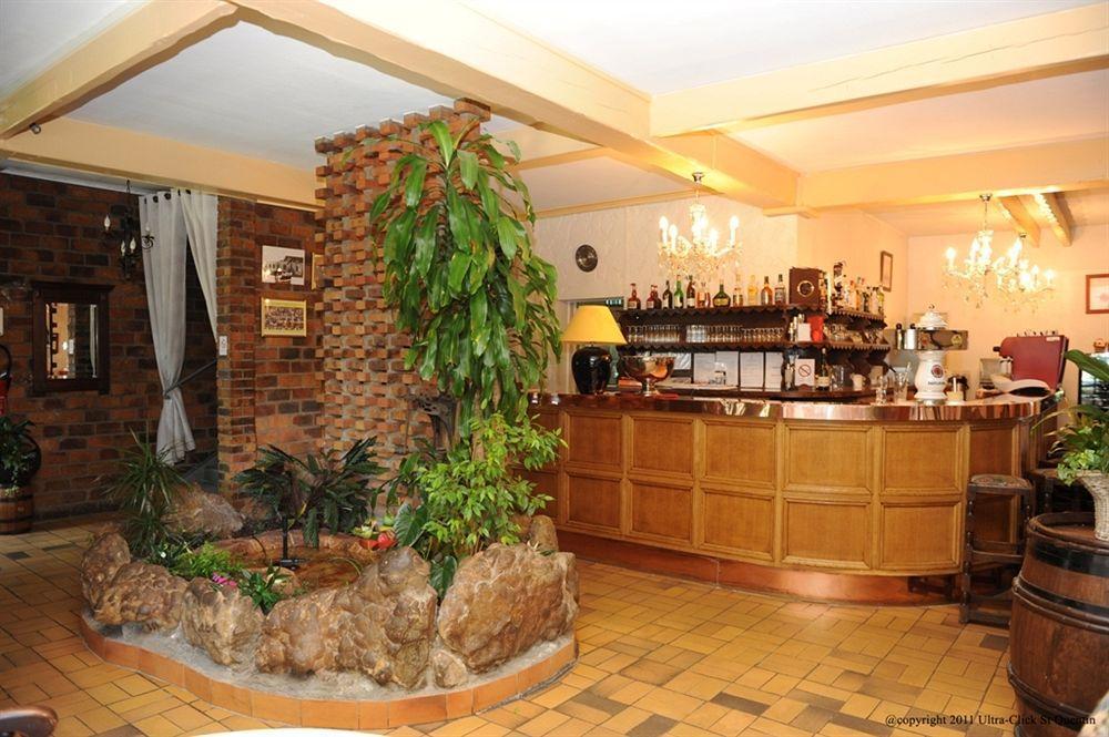 Cit'Hotel Le Pot D'Etain Holnon Buitenkant foto
